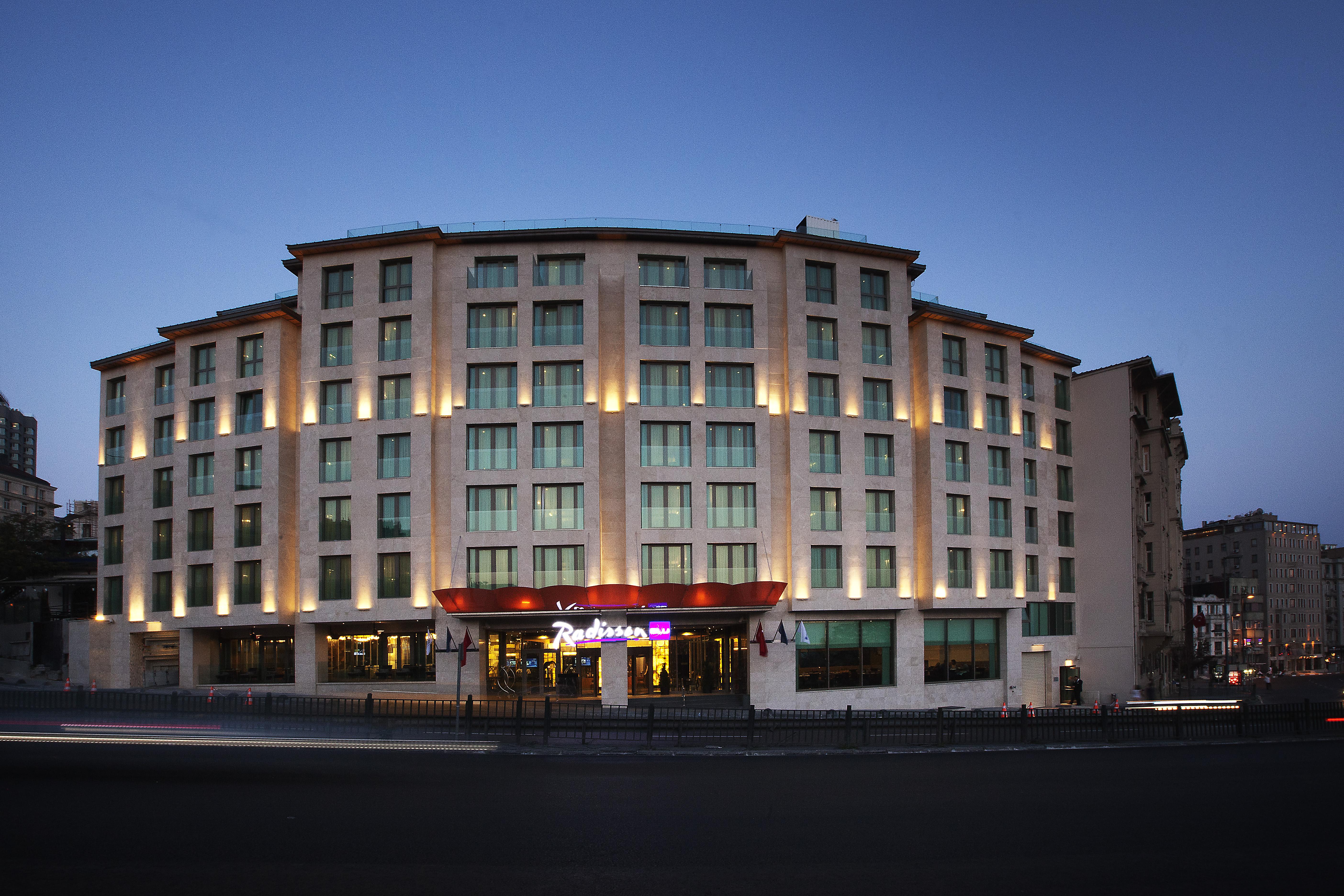 Radisson Blu Hotel Istanbul Pera Εξωτερικό φωτογραφία Radisson Blu Hotel, Bucharest