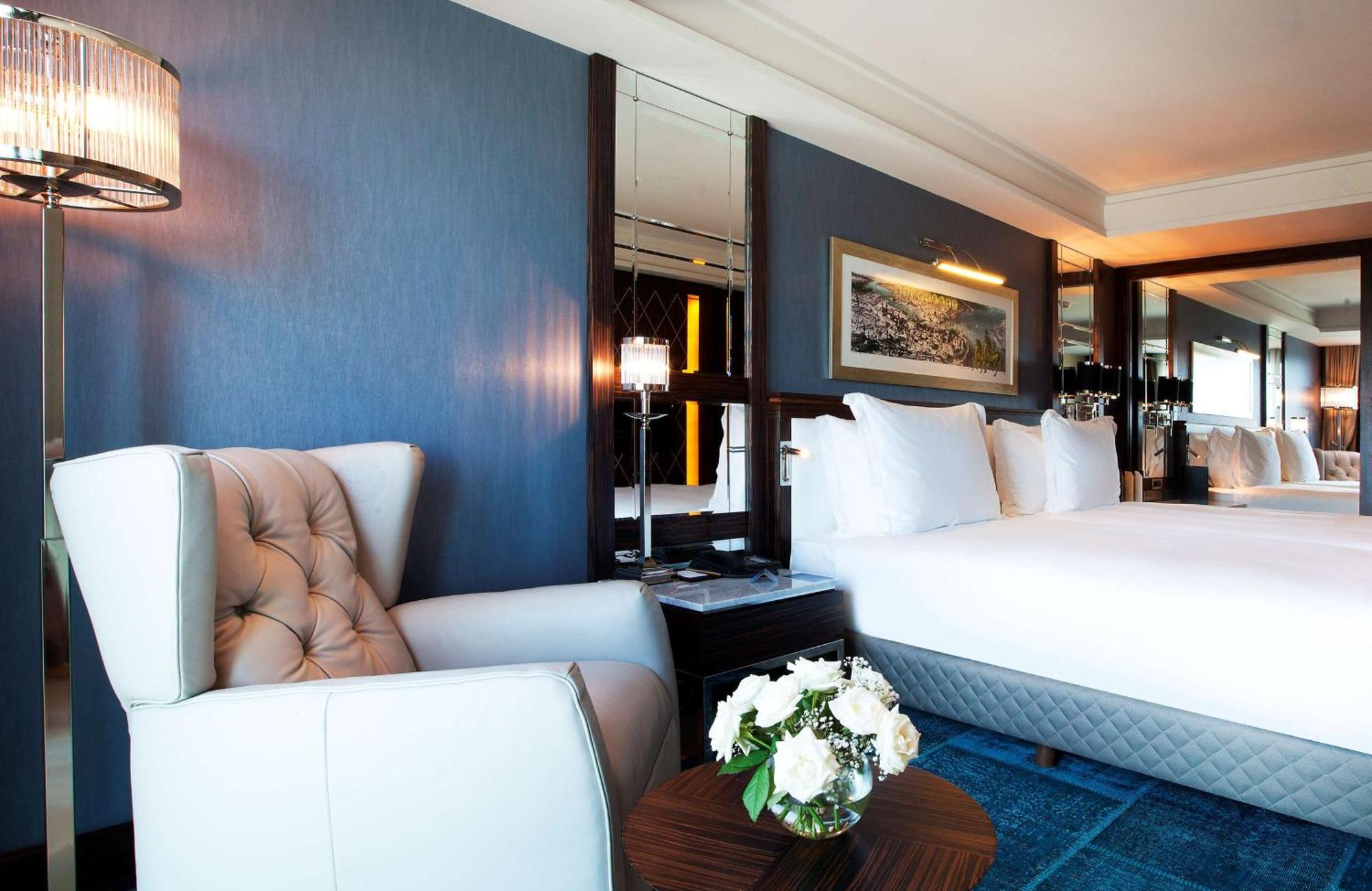 Radisson Blu Hotel Istanbul Pera Εξωτερικό φωτογραφία